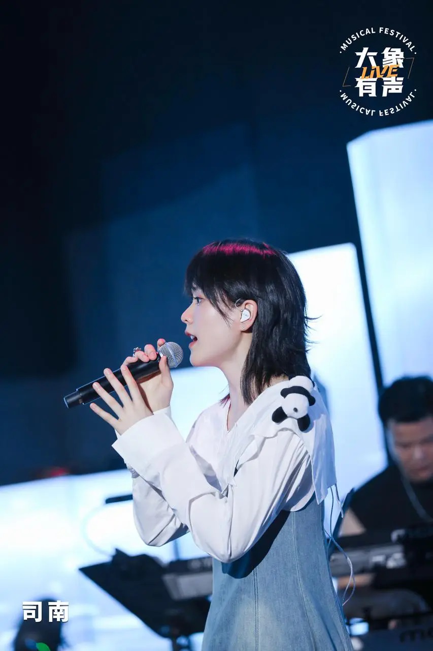 05.jpg